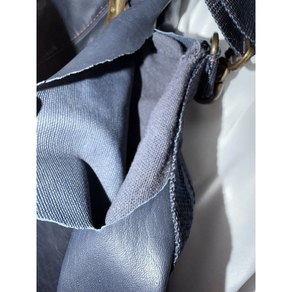 VTG Opium for Men YSL Yves Saint Laurent Navy Blue Faux Duffle Promotional Bag